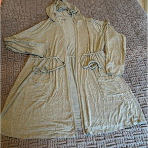 Torrid super soft over shirt size 3